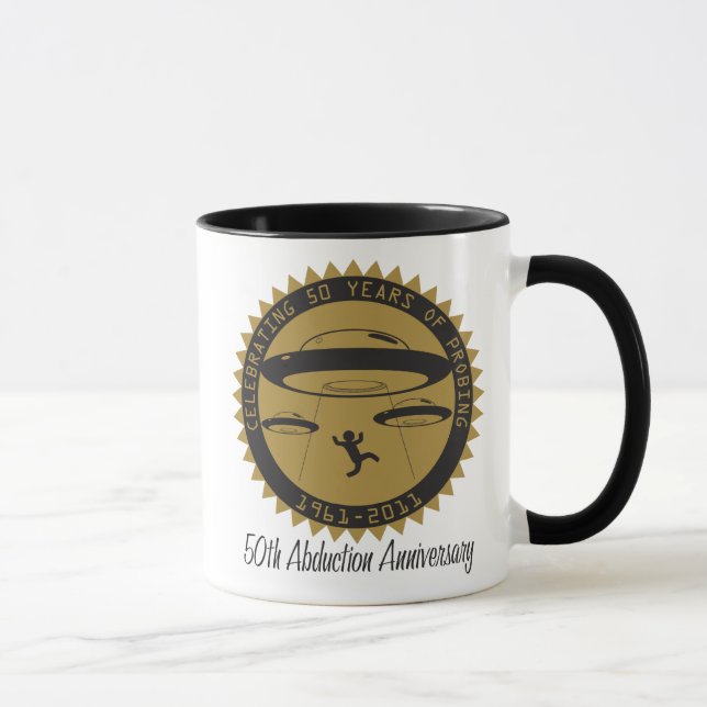 50.o Taza del vidrio del aniversario de la (Derecha)