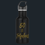 50 y fabulosa botella de agua de cumpleaños de Rel<br><div class="desc">50 y fabulosa botella de agua de cumpleaños de Relieve metalizado dorado para la celebración de la fiesta de cumpleaños</div>