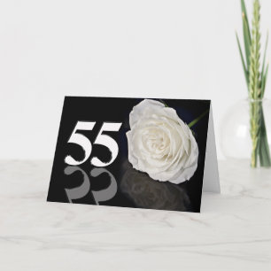 55ª tarjeta de cumpleaños con una rosa blanca clás