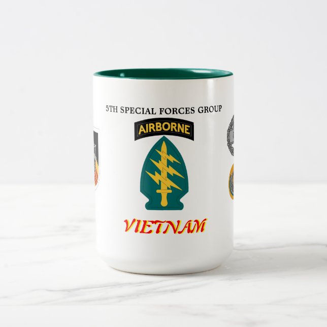 5to TAZA del MÉDICO de VIETNAM del GRUPO de las (Centro)