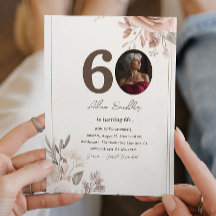 60.ª fiesta de cumpleaños y floridas invitaciones