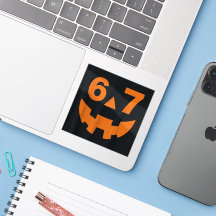 67 Seis Siete Número Cara Pegatina de Halloween