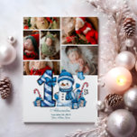 6 Fotografía Azul Snowman Primera Navidad<br><div class="desc">Celebre la primera temporada de vacaciones de su pequeño hijo con este alegre diseño de invierno con un número de manitas azules, adorables muñecos de nieve, y dulces y regalos dispersos. Personalizar con la foto de su bebé y los detalles de su nacimiento para crear un recuerdo que le traiga...</div>