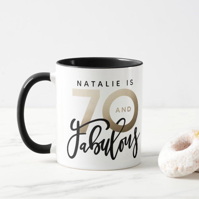 70 y fabulosa taza de cumpleaños metálico de oro (Con donut)
