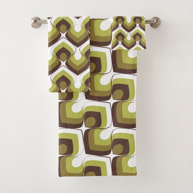 70s Bold Modern Retro Ogee Motif in Greens (In situ)