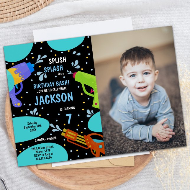 7.ª foto verde negra - Invitaciones a la diversión (7th Black Green Photo Water Gun Invitations)