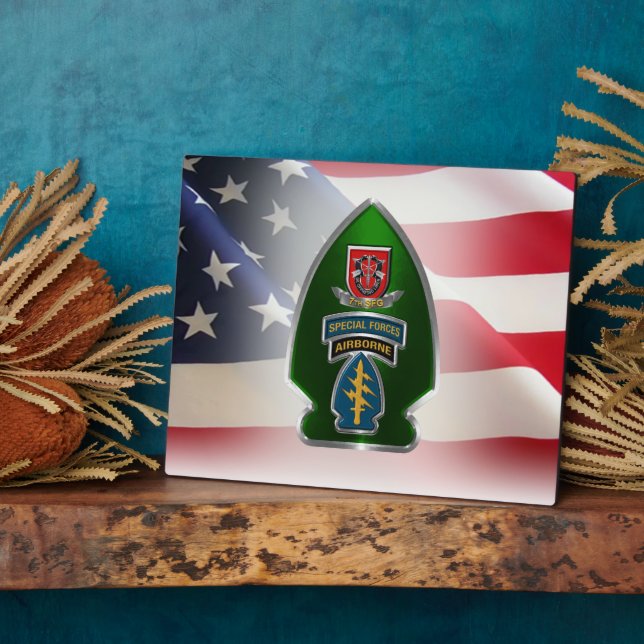 7.ª placa de las fuerzas especiales (Lado)