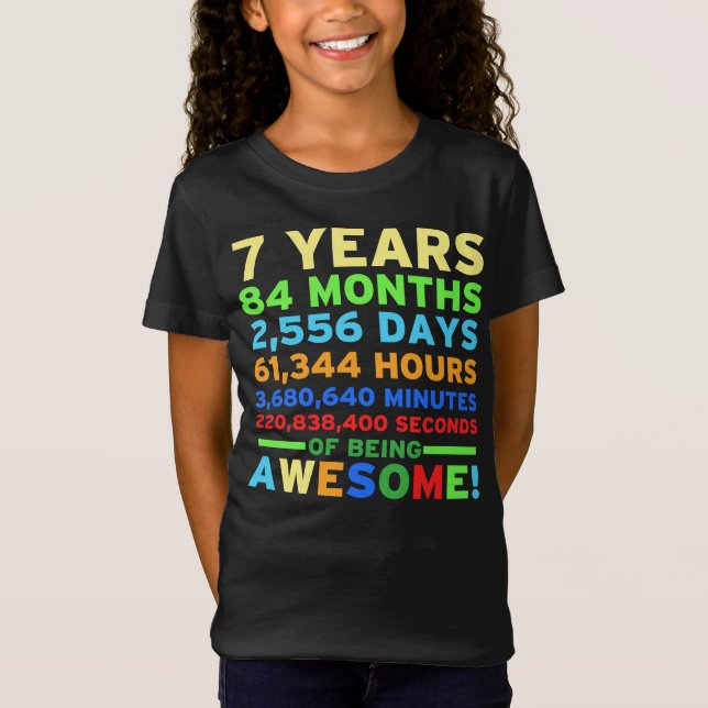 7mo Chica del muchacho de la camisa del cumpleaños (Anverso)