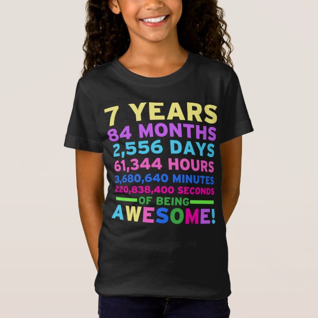 7mo Chica del muchacho de la camisa del cumpleaños (Anverso)