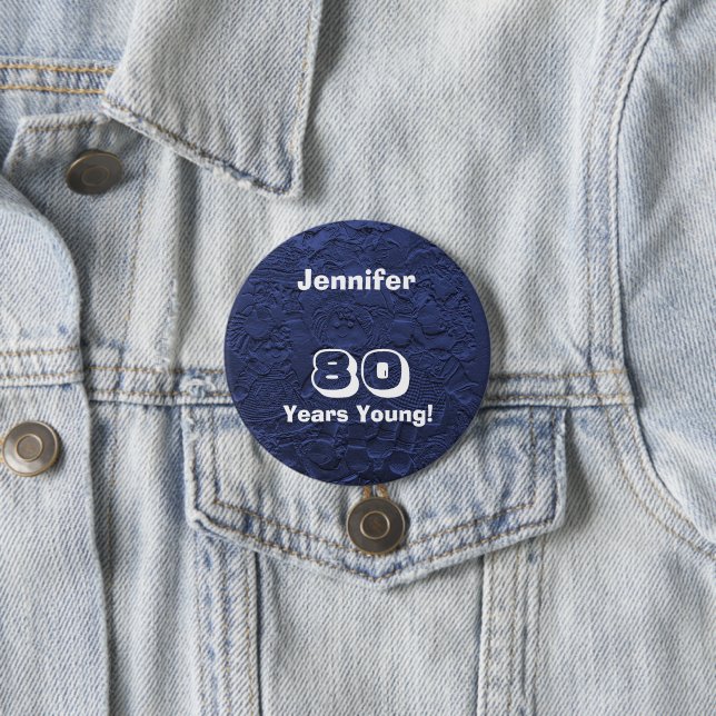 80 años jóven muñeca azul rag azul botón de cumple (In situ)