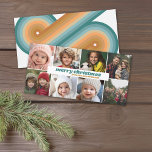 8 Collages de fotos - Feliz Navidad estribos retro<br><div class="desc">Añade 8 fotos a este divertido saludo fotográfico y un patrón de rayas de color desierto en la parte de atrás.</div>