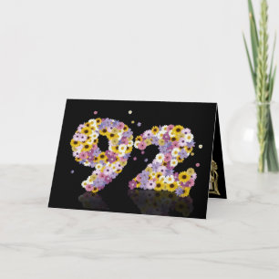 92.ª tarjeta de cumpleaños con letras floridas