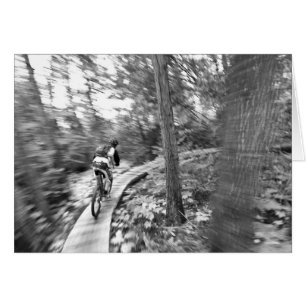 Aaron Rodgers mountain bike por la escalera hacia