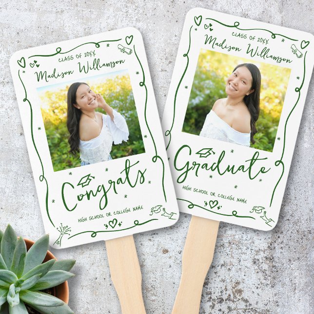 Abanico Green Hand Drawn Doodle Graduation 2 Photo White (Subido por el creador)