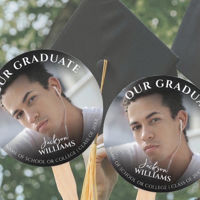 Abanico Nuestro graduado | Día de graduación (Subido por el creador)