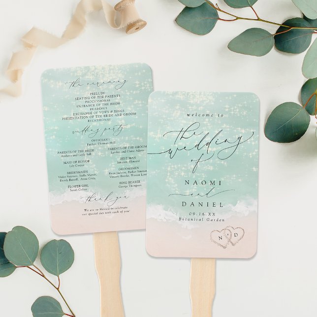 Abanico Programa de Bodas en Playa de Sand Hearts de Scrip (Modern Script Sand Hearts Beach Wedding Program Hand Fan)