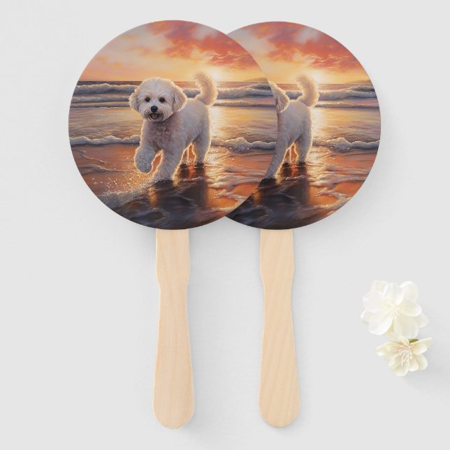 Abanico Sandy Paws Bichon Frise Dog en Beach Sunset (Anverso y reverso)