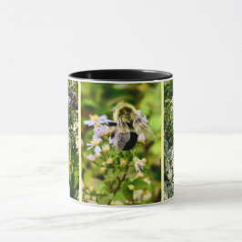 Abeja con jarra de flores.