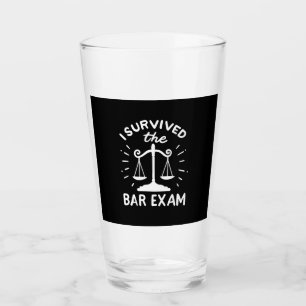 Abogado Sobrevivió Al Examen De Bar