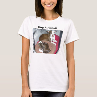 Abrace una camiseta de Pitbull