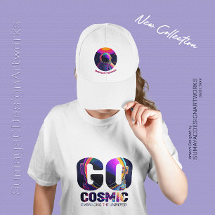 Abrazando la gorra de camionero espacial