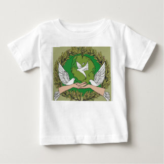 "Abrazo de amabilidad: la camiseta de las manos de