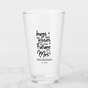 Abrazos y besos de los futuros señores