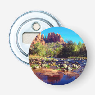 Abrebotellas Cathedral Rock reflejada en Oak Creek