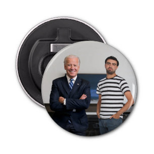 Abrebotellas Conoció al Presidente Joe Biden   Añadir la foto