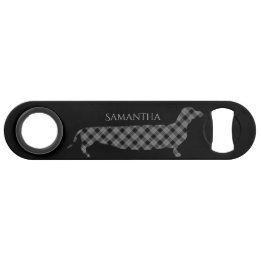 Abrebotellas De Bar Dachshund de la tela escocesa en negro