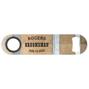 Abrebotellas De Bar Groomsman Whiskey Barrel personalizado