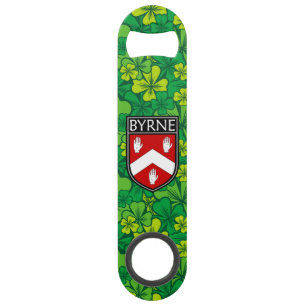 Abrebotellas De Bar Irlandés - Clan Byrne Escudo y Shamrock