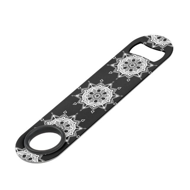 Abrebotellas De Bar Mandala del cuervo (Ángulo frontal)