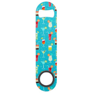 Abrebotellas De Bar Modelo del cóctel en fondo verde azulado