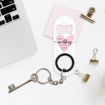 Abrebotellas De Llavero Coordinador de planificación de bodas<br><div class="desc">Este Apertura de Botella Keychain, Coordinador de Planes de Bodas, de color rosa opaco, es una moda y un placer práctico para el organizador moderno de bodas. Combinando un diseño minimalista elegante con un toque de humor, este accesorio de moda es perfecto para tomar una bebida de celebración después de...</div>