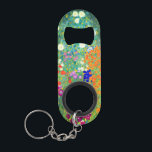 Abrebotellas De Llavero Gustav Klimt Flower Garden<br><div class="desc">Apertura de botellas Keychain con el jardín de flores de pintura al óleo de Gustav Klimt (1906). Un bonito jardín de flores moradas,  rojas,  blancas,  azules y naranjas. Un gran regalo para los amantes del arte Art Nouveau y austriaco.</div>