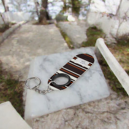 Abrebotellas De Llavero Rayas marrones de chocolate oscuro