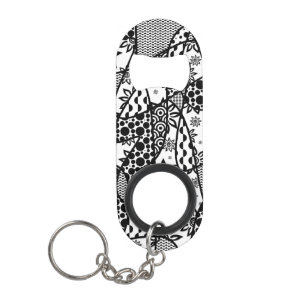 Abrebotellas De Llavero Remiendo negro y blanco 03 del modelo