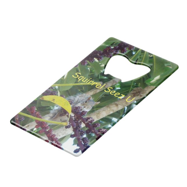 Abrebotellas De Tarjeta De Crédito Ardilla Seez U (Ángulo frontal)