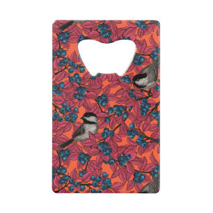 Abrebotellas De Tarjeta De Crédito Aves de pollo en ramas de arándano azul en naranja