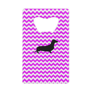 Abrebotellas De Tarjeta De Crédito Chevron Rosa Perfectamente Con Dachshund