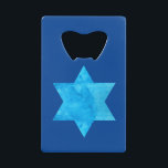 Abrebotellas De Tarjeta De Crédito Estrella azul de David<br><div class="desc">Celebra el patrimonio judío con este hermoso diseño azul de la Estrella de David en color azul. Perfecto para Hanukkah,  mitzvahs,  Pascua o cualquier ocasión.</div>