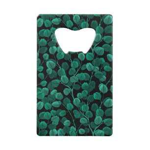 Abrebotellas De Tarjeta De Crédito Eucalyptus sobre negro