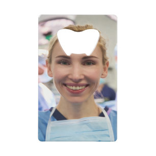 Abrebotellas De Tarjeta De Crédito Foto de médico personalizar