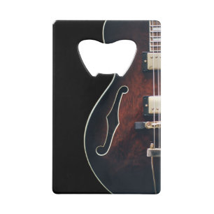 Abrebotellas De Tarjeta De Crédito Guitarra Eléctrica Sobre Negro