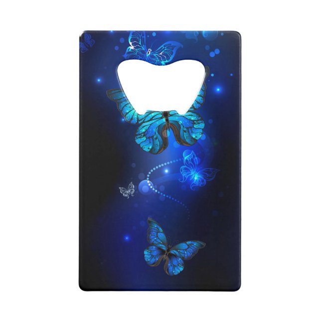 Abrebotellas De Tarjeta De Crédito Mariposa morfo en el fondo oscuro (Anverso)
