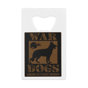 Abrebotellas De Tarjeta De Crédito Material gráfico de perros-guerra