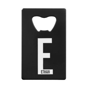 Abrebotellas De Tarjeta De Crédito Monograma y nombre negrita personalizado moderno