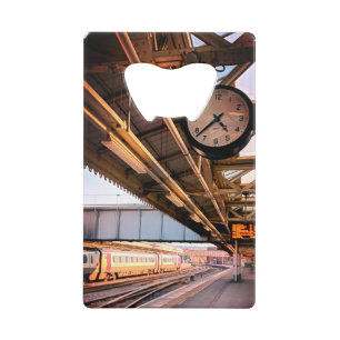 Abrebotellas De Tarjeta De Crédito Reloj de estación