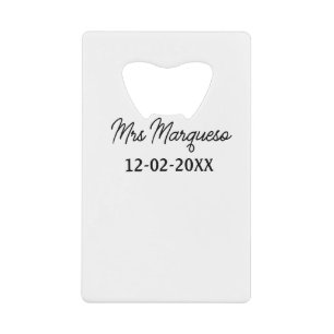 Abrebotellas De Tarjeta De Crédito simple monograma minimalista sra Sr nombre fecha a